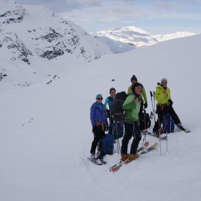 Les troupes contentes