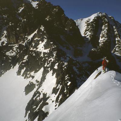 J 13. Sur les crêtes du Pic de la Portaneille