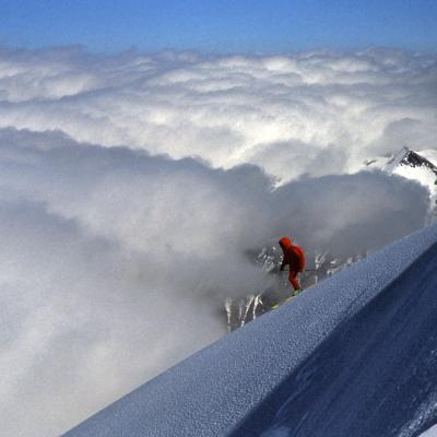 J 33. Descente du Mont Perdu