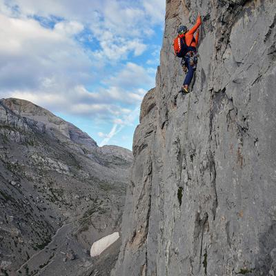 Charles Dubouloz en solo dans le socle de la Petite Aiguille
