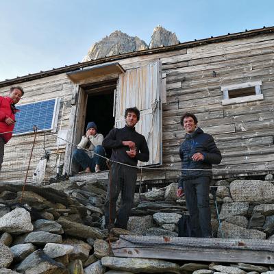 Sarah, les frères Thevenet et Clément