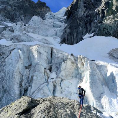 Au pied des séracs de la face nord, il est temps de faire demi-tour