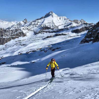 Glacier de Laveciau en montant au Grand Paradis